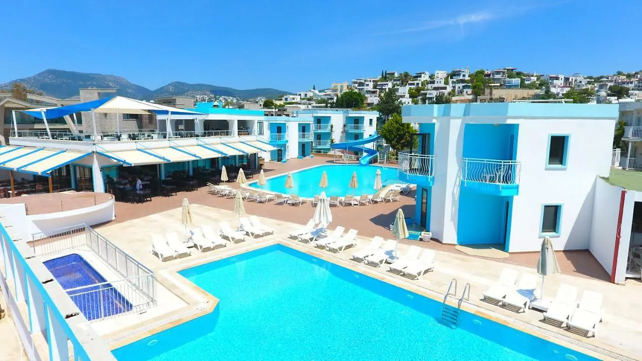 Costa Blu Resort Hotel 博德鲁姆